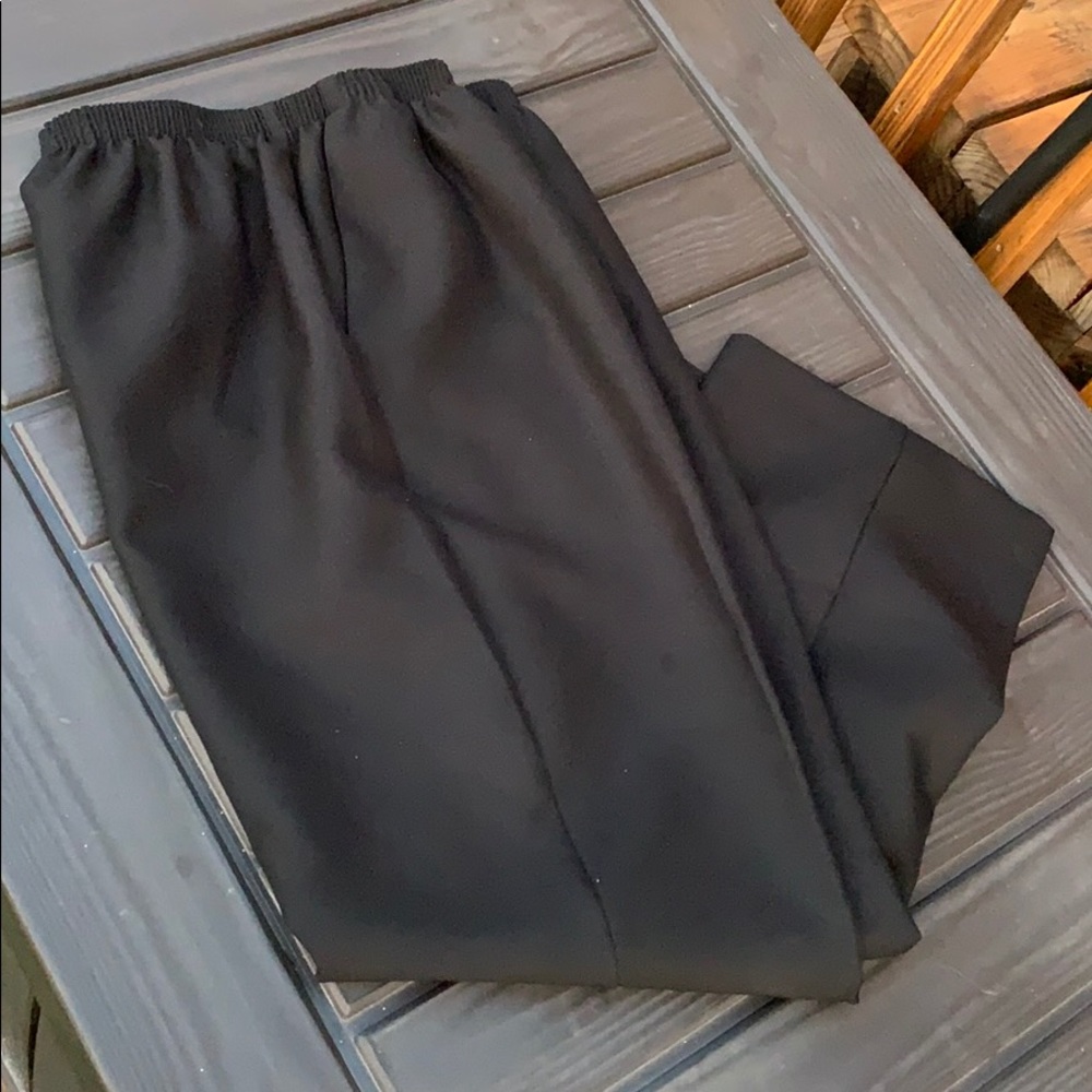 COPY - Alfred Dunner. Black elastic waist pants. 12p nwot